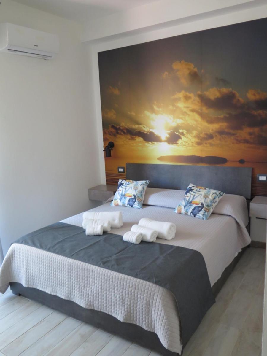 Appartamento Estrella A Due Passi Dalla Spiaggia อาลเกโร ภายนอก รูปภาพ
