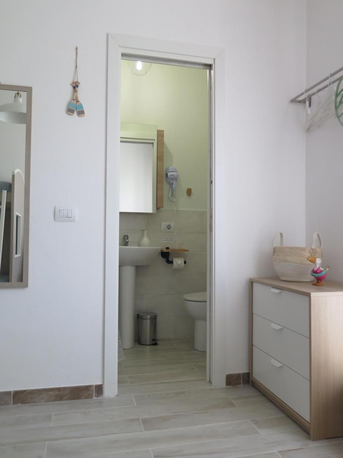 Appartamento Estrella A Due Passi Dalla Spiaggia อาลเกโร ภายนอก รูปภาพ